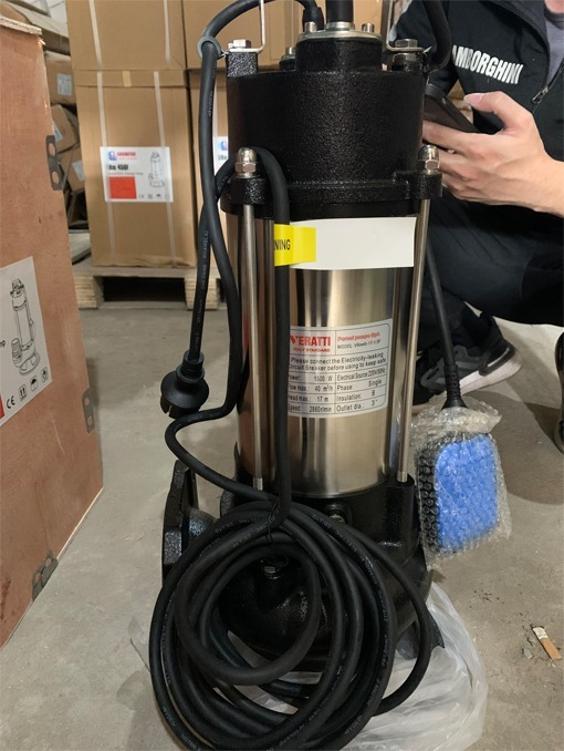 Bơm chìm nước thải Veratti VRm1100BF 1.1Kw Bơm chìm nước thải Veratti VRm1100BF 1.1Kw