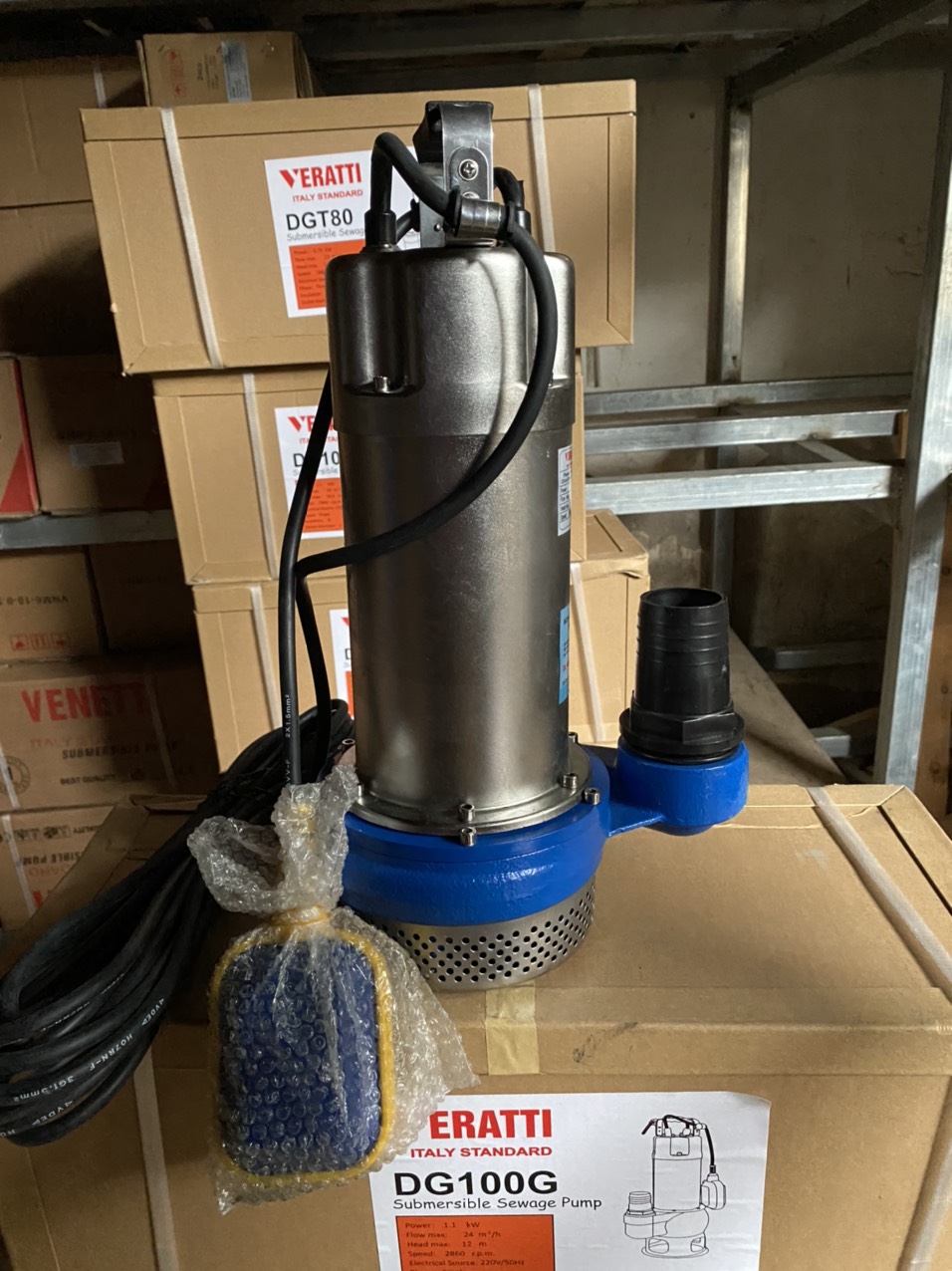 Bơm chìm nước thải Veratti DH100G Bơm chìm nước thải Veratti DH100G